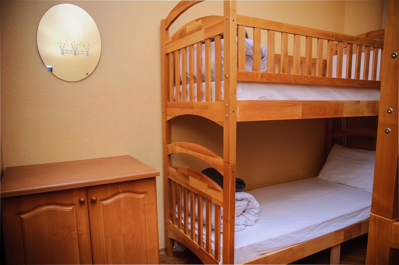 Хостелы Golden Globus Hostel Киев-12