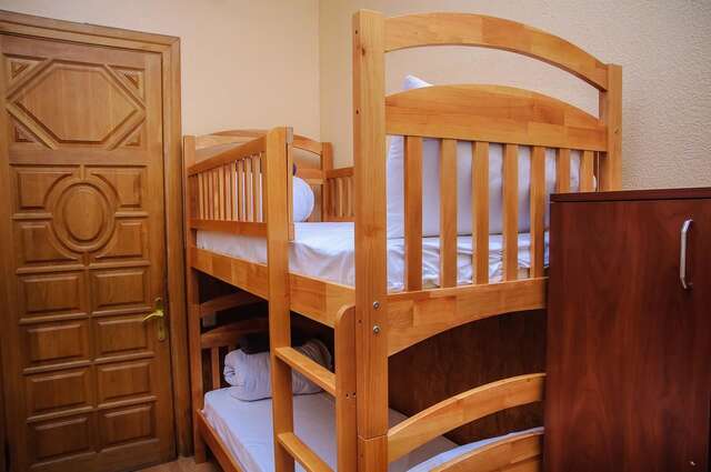 Хостелы Golden Globus Hostel Киев-16